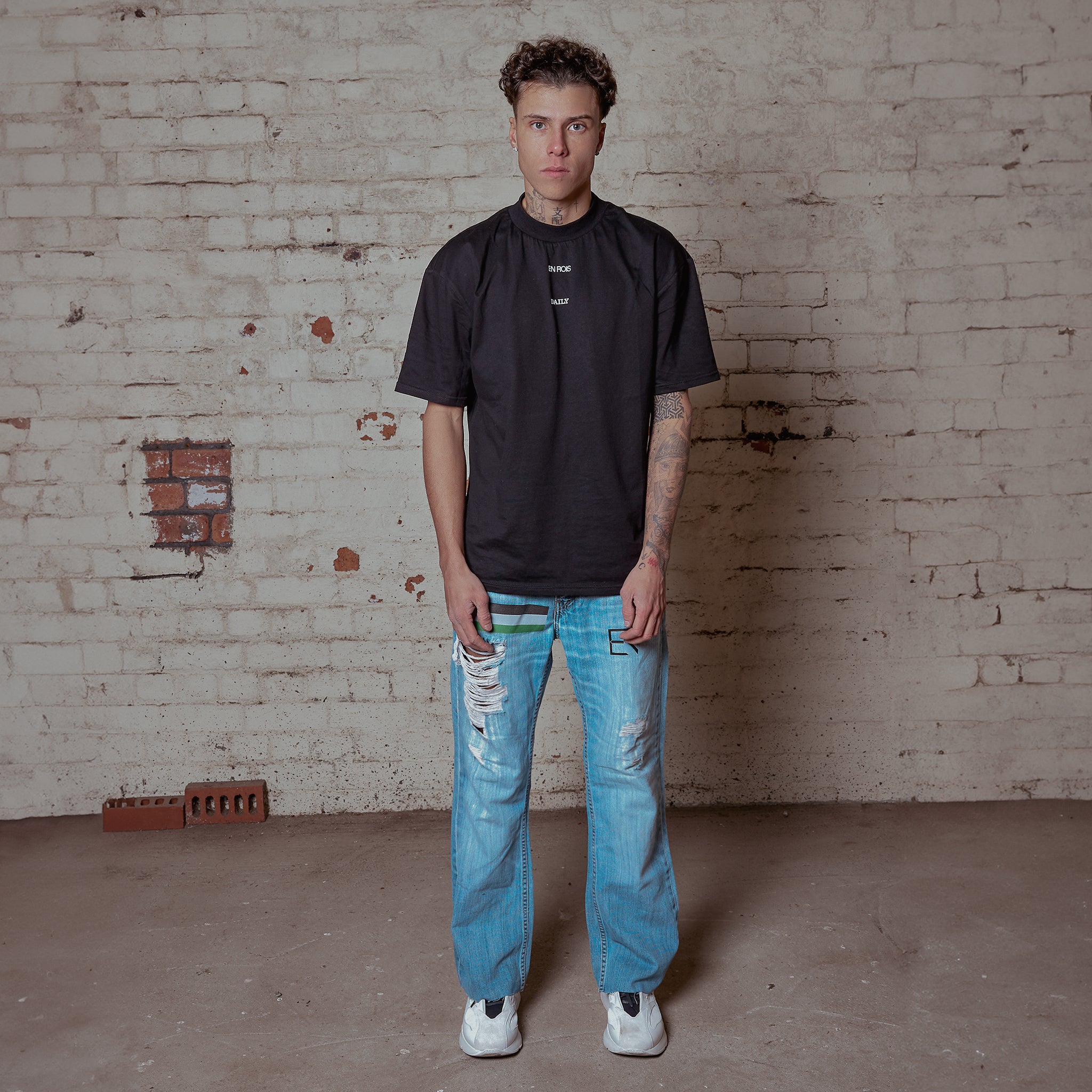Denim 8 - W33 L32